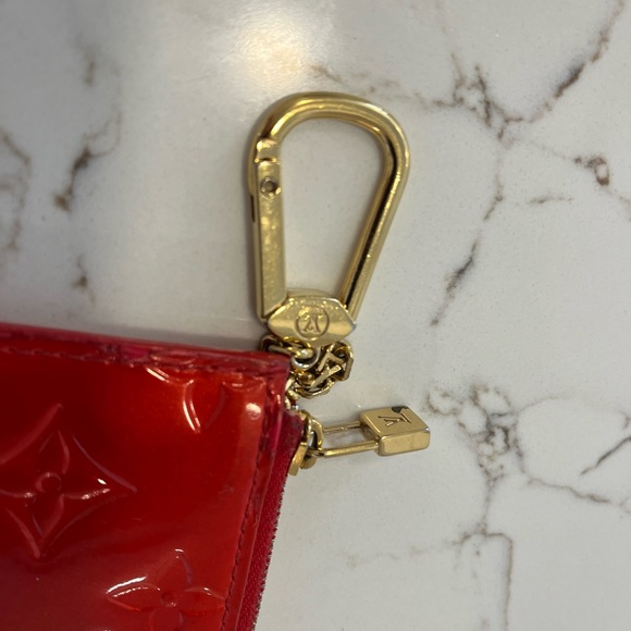 Louis Vuitton LV Key Case Red Vernis - Picture 6 of 8